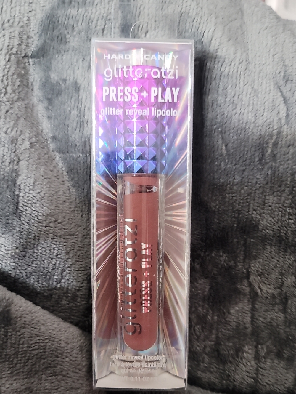Hard Candy Dazzle Glitteratzi Press + Play Lipcolor
